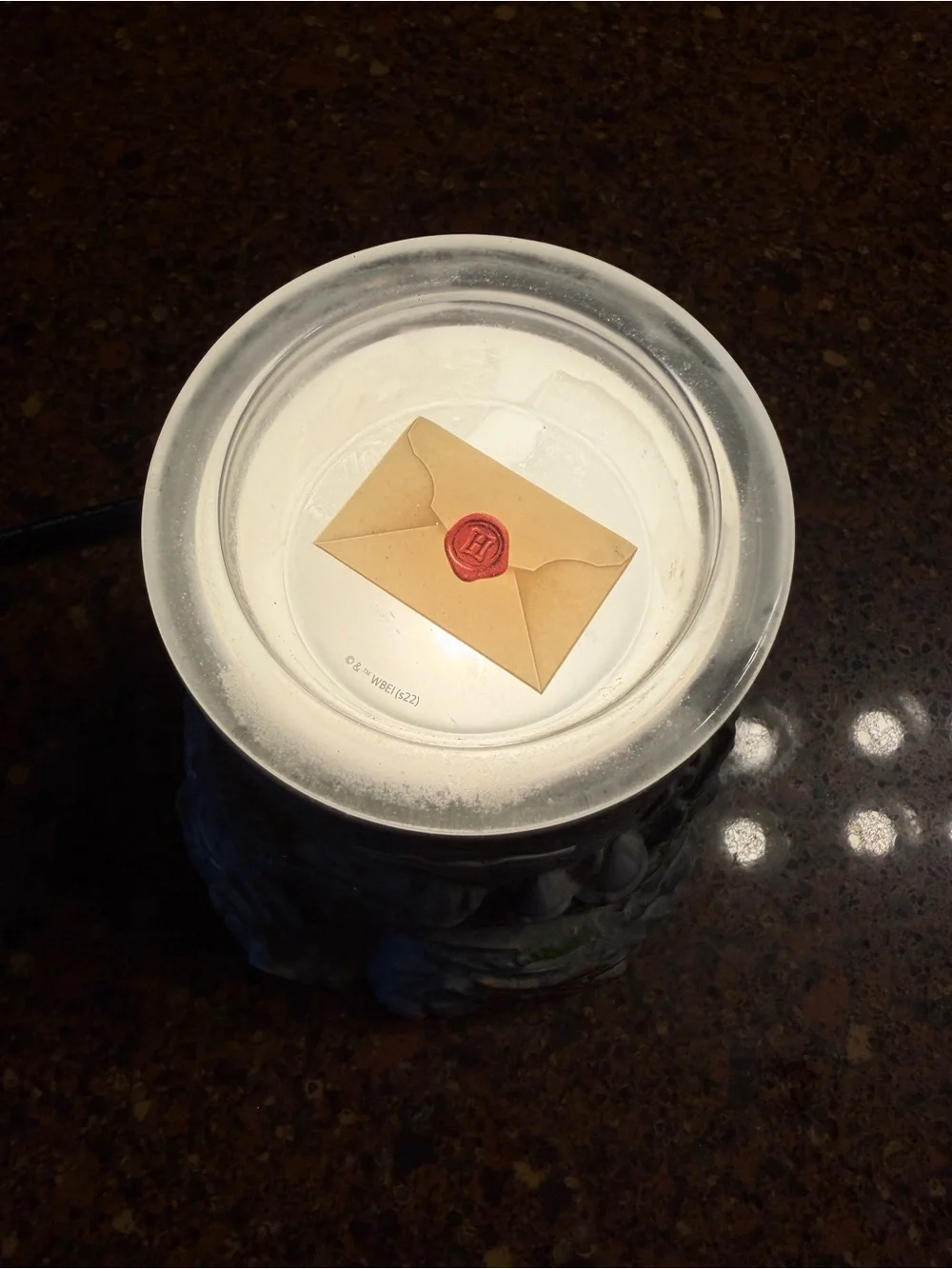 Castle-Themed Ceramic Wax Warmer in Gray